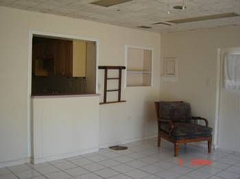 5th image of 3932 Pensacola Dr