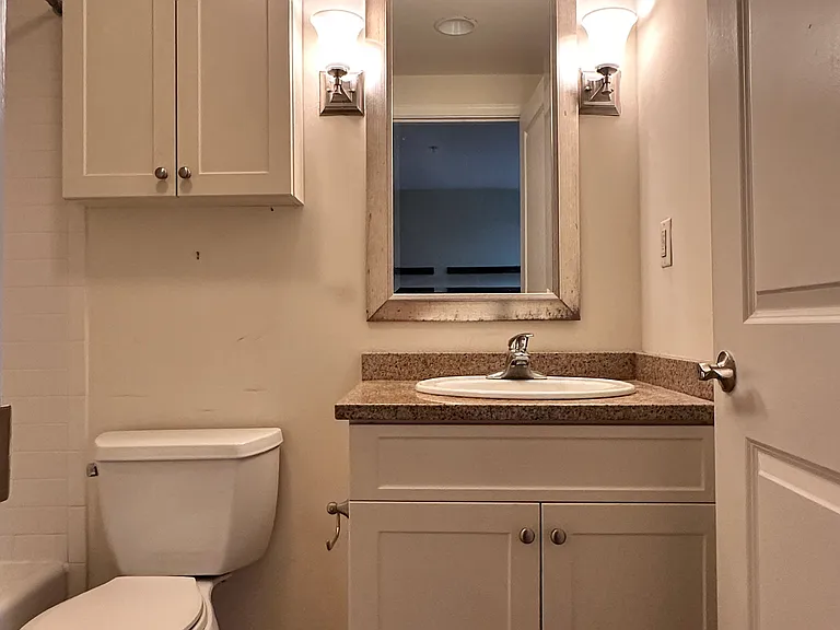 125 N 4th St #306 — Photo 11