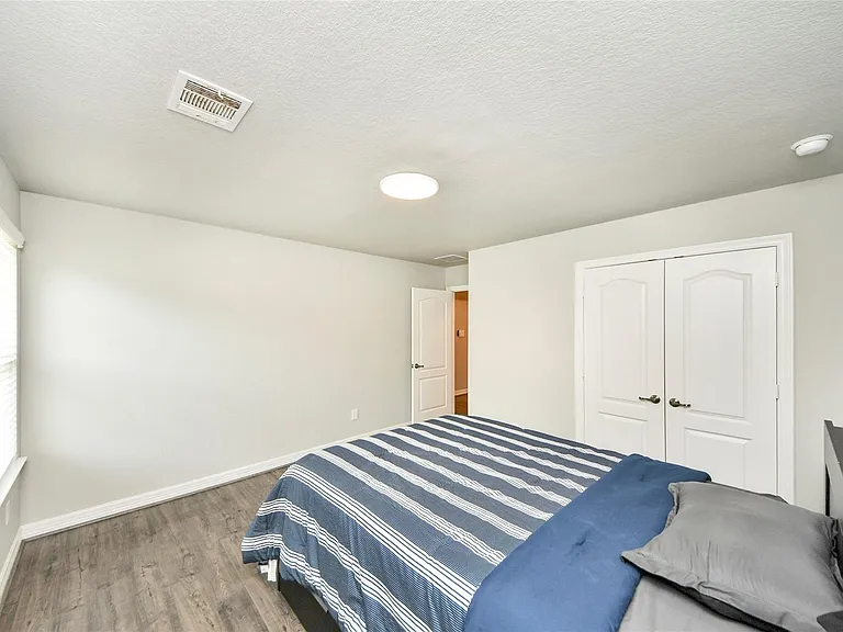 120 Chestnut Run Ct — Photo 34