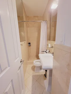 Rented by Brighton Management | media 2