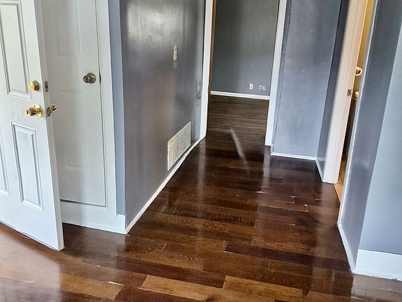 2nd image of 1915 S 12th St #1
