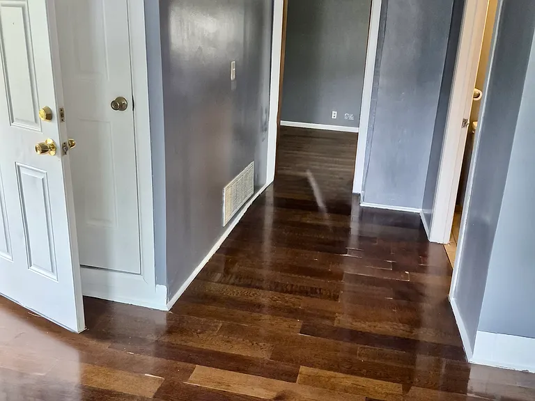 1915 S 12th St #1 — Photo 2