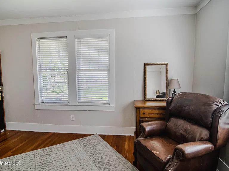 803 N Congress St #C — Photo 9