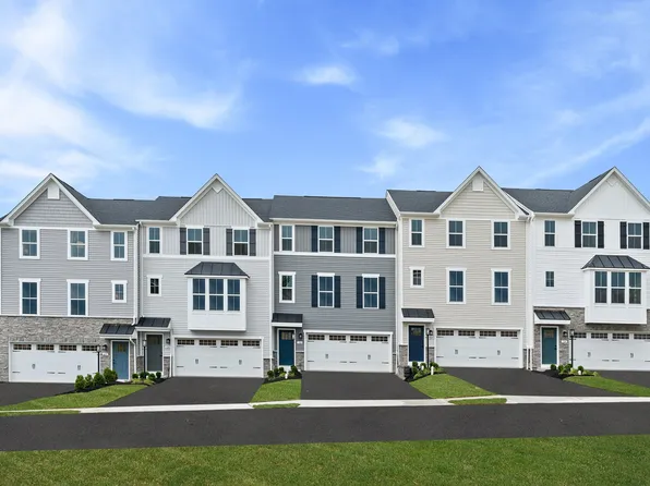 1306 Greenwood Dr, Canonsburg, PA 15317