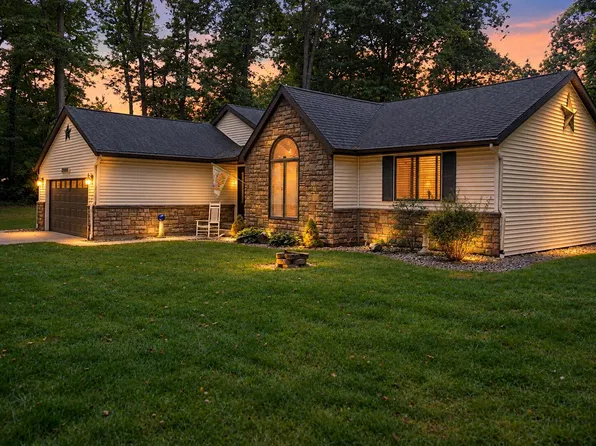 65026 Rocky Ln, Sturgis, MI 49091