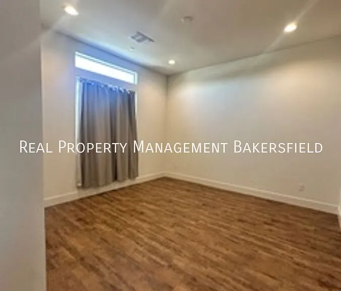 823 Brookline Ln — Photo 28
