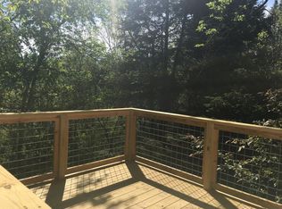 561 Lakeshore Dr, Asheville, NC 28804