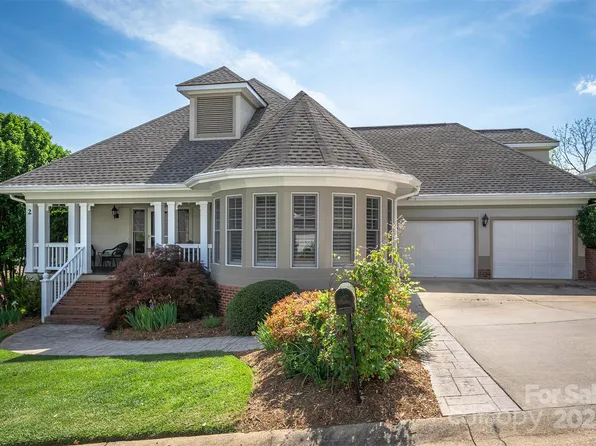 2 Creekside Way, Asheville, NC 28804