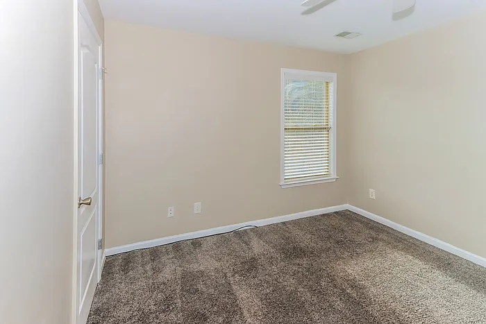 209 McEwen Ct — Photo 10