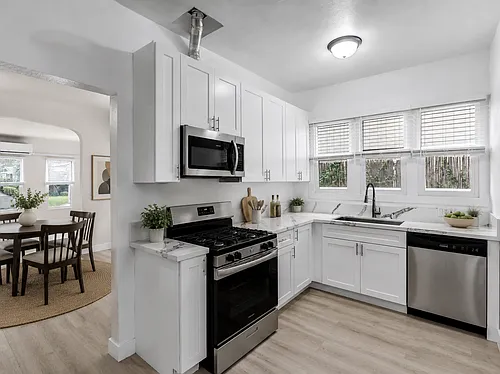 211 N Vendome St #1/2 Photo 1
