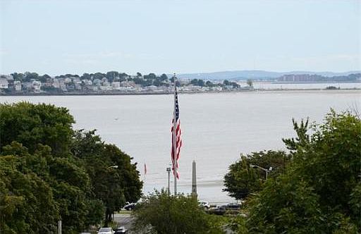 2nd image of 38 Outlook Rd