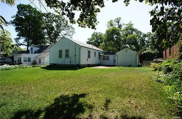 Level Rear Yard