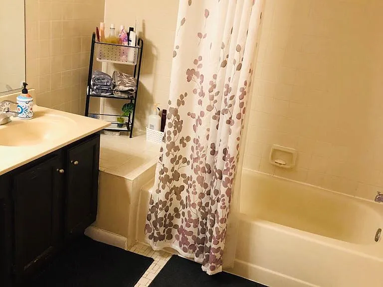 111 Biscayne Ct — Photo 10