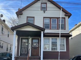 356 Harbor Rd, Staten Island, NY 10303