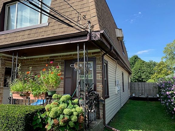 3rd image of 3750 Scott St