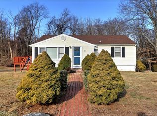 16 Rugby Rd, Shelton, CT 06484