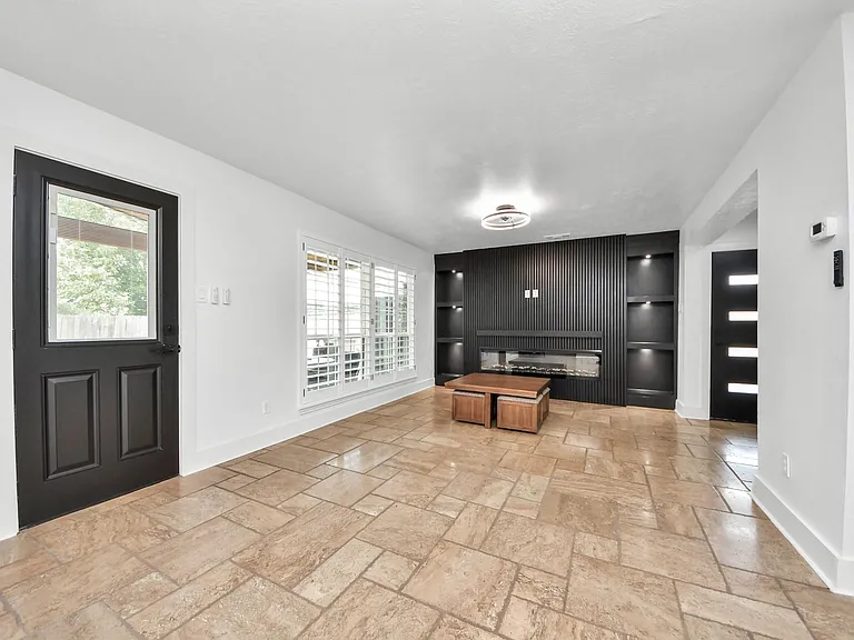 4631 Mi Castillo Ct — Photo 6