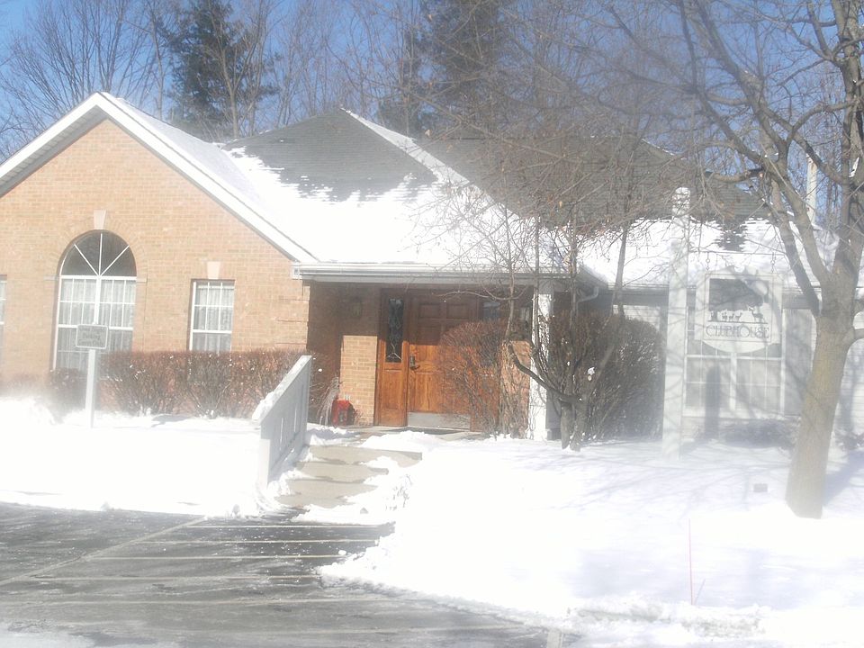CLUB HOUSE WITH POOL ACROSS FROM CONDO