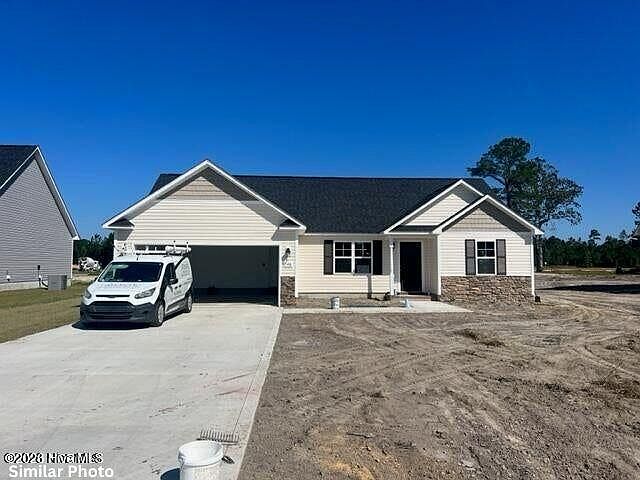 1st image of 429 Windermere Road