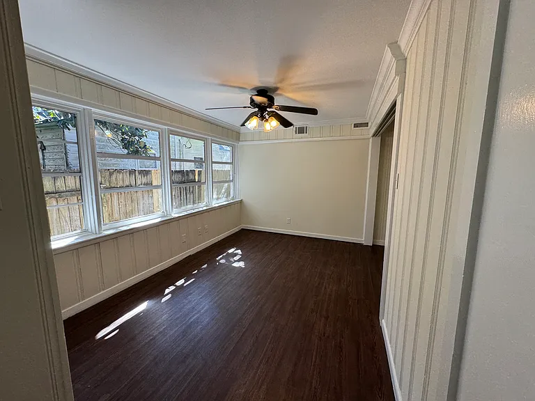 102 Country Club Rd — Photo 9