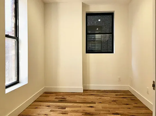 Rented by REAL New York | media 20