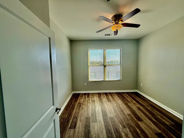 870 Mayson Turner Rd NW #1421 — Photo 10