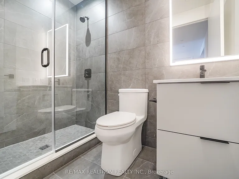 609 Sherbourne St #1711 — Photo 20