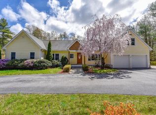 220 Groton St, Dunstable, MA 01827