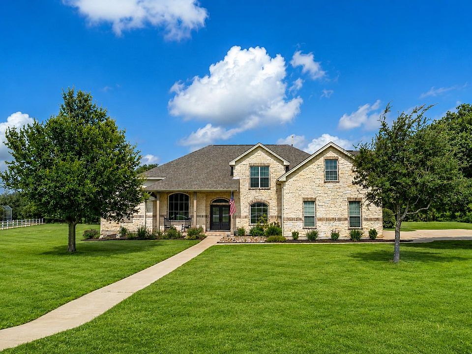 1st image of 511 Broken Lance Dr