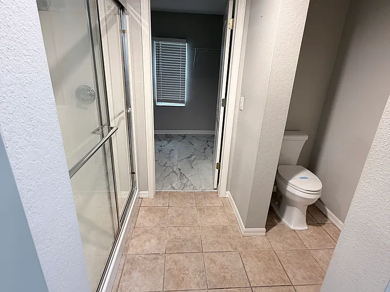 3806 SW 15th Pl — Photo 13