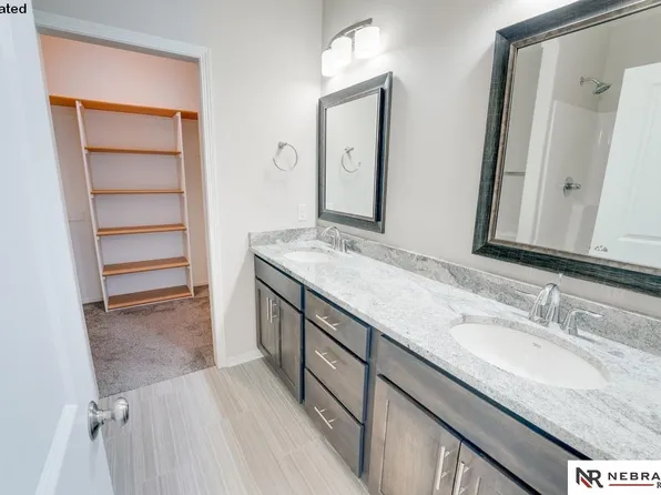 1955 Battista Ave, Lincoln, NE 68521