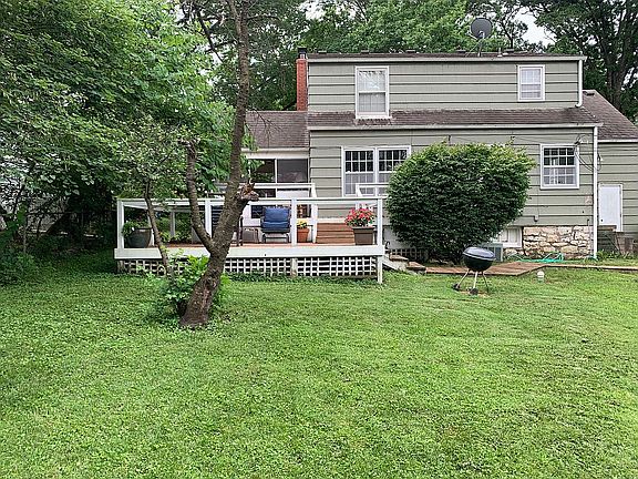 3rd image of 4018 W 73rd St