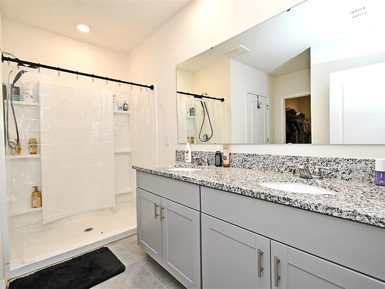 440 Baroness Way — Photo 32