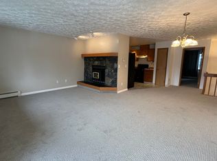 661 King Arthur Cir, Anchorage, AK 99518