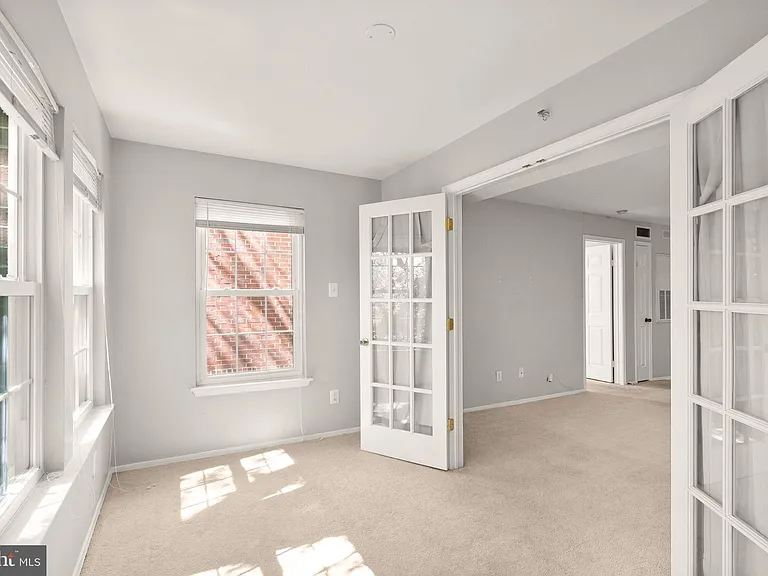 3313 Wyndham Cir #3209 — Photo 8