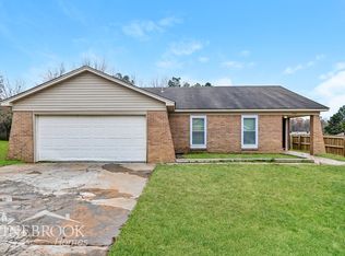 3021 Meadowfair Rd, Memphis, TN 38118