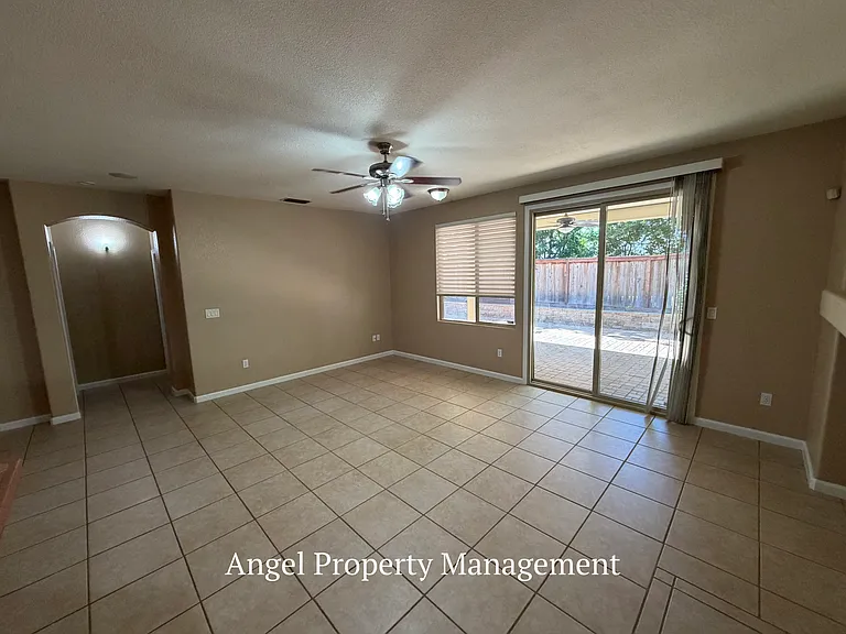 10101 E Taron Dr — Photo 9