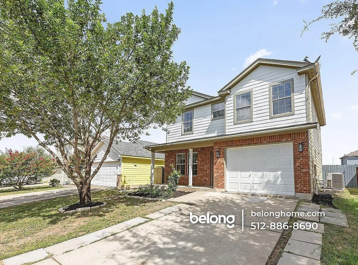 4 bed, 2.5 bath, $1,825 — Photo 2