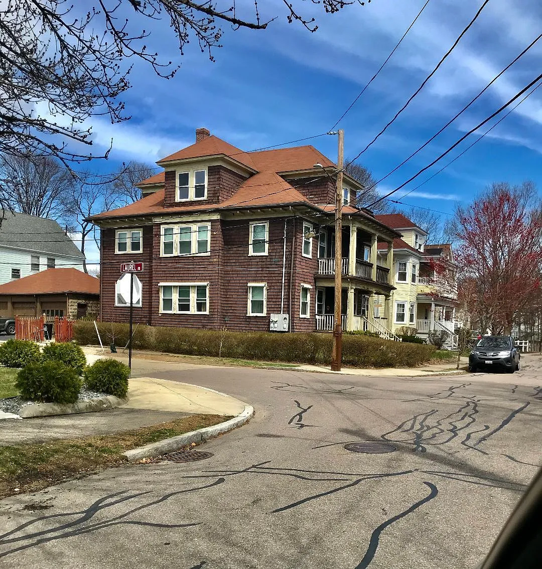 3 bed, 1150 sqft, $2,900 — Photo 1