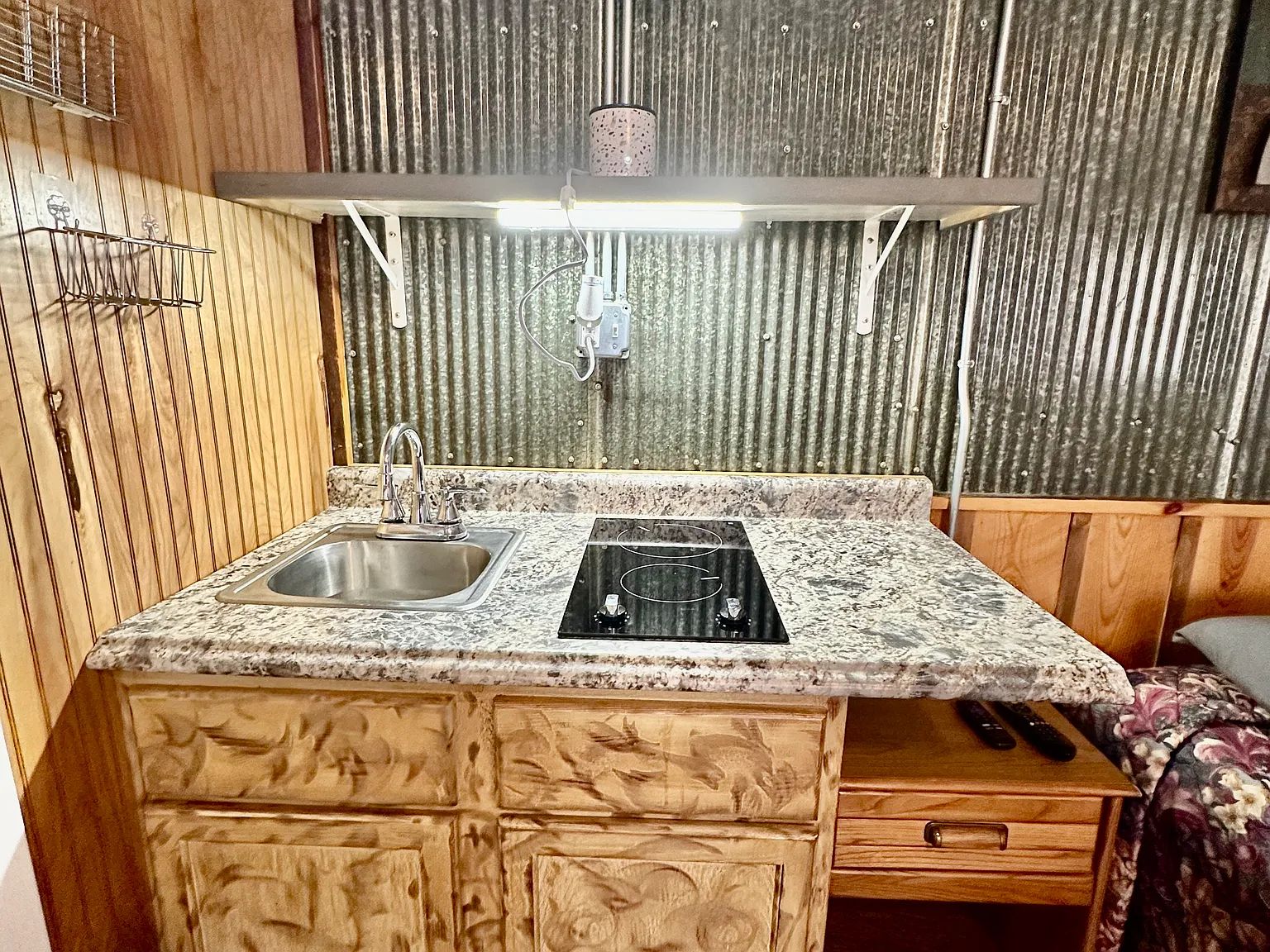 Studio, 240 sqft, $895 — Photo 3