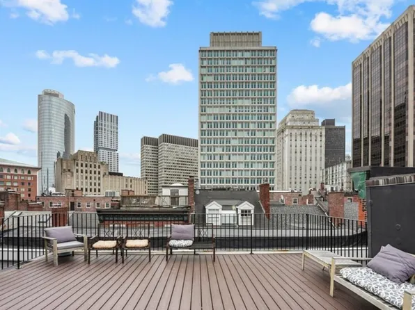 23 Temple St APT 6, Boston, MA 02114