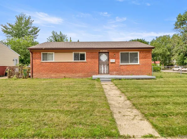 9318 Lisa St, Romulus, MI 48174