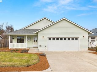 730 SE Lacey St, Sheridan, OR 97378