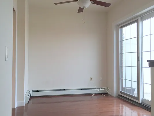 Rented by Salizzoni Realty | media 19