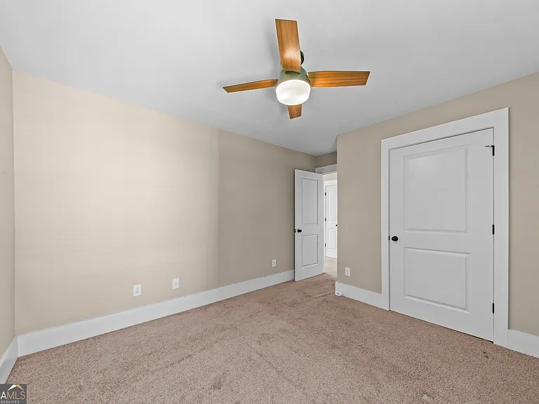 135 Idlewilde Dr — Photo 27