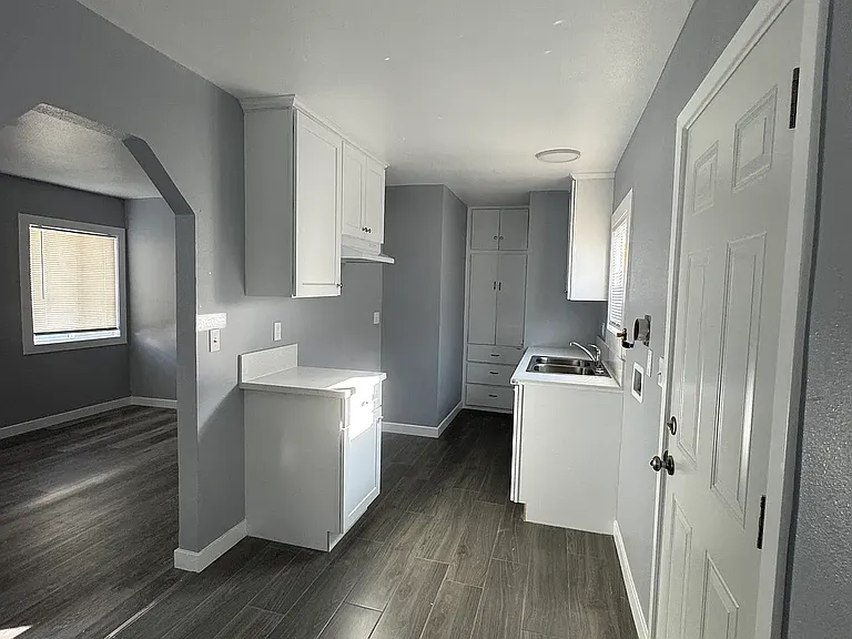 7107 Chanslor Ave #1/2 — Photo 4