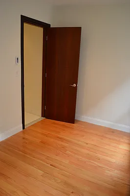 Rented by CoSo Apartments | media 23