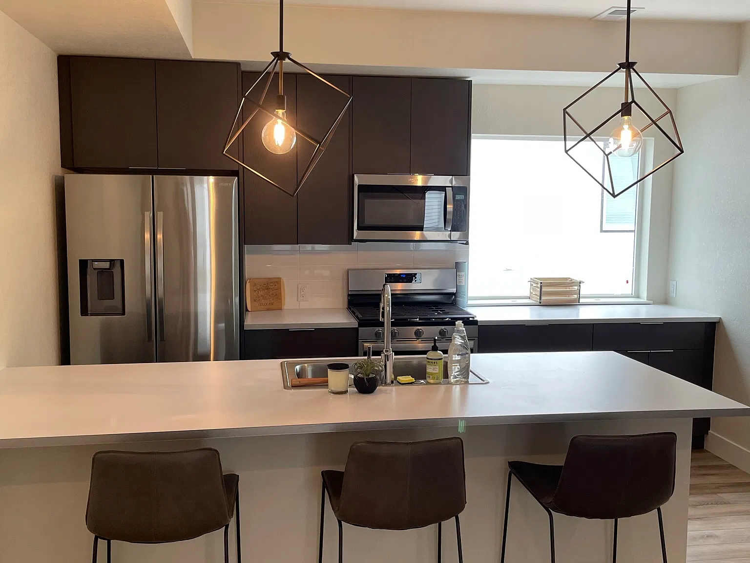 3 bed, 1517 sqft, $1,200 — Photo 3