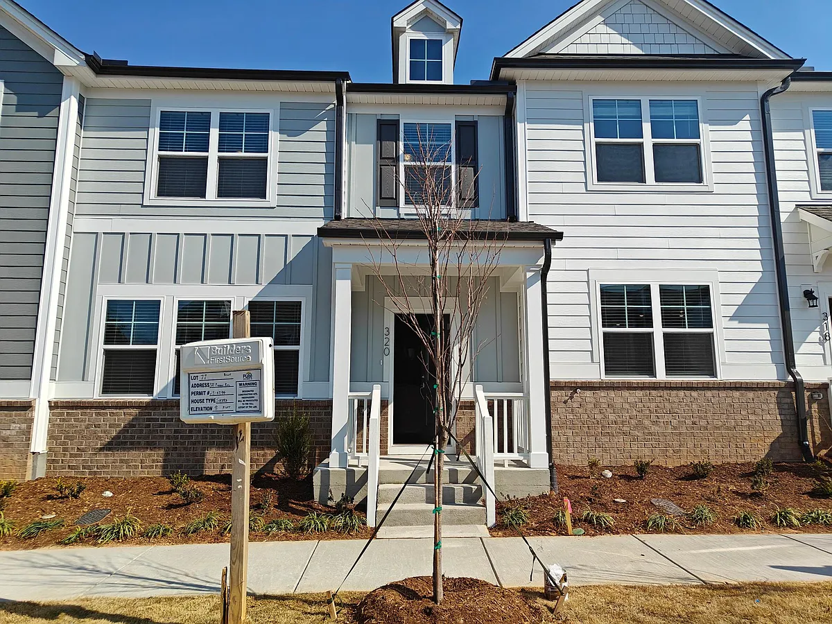 Building Photo - 320 Ribbon Rail St