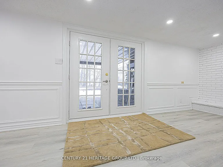 60 Fairway Dr — Photo 6